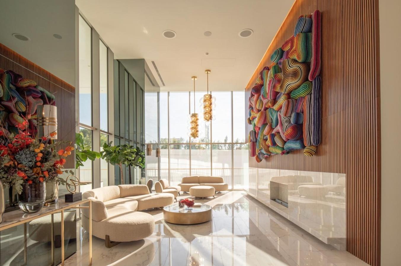 Cascais - 1 Bedroom And Shared Pool In Campolide Appartement *